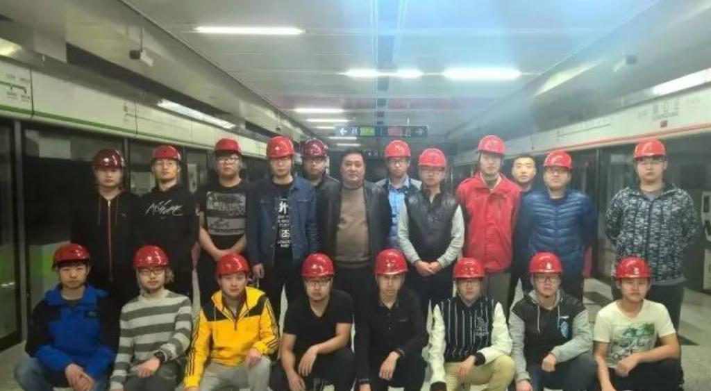 暂无图片
