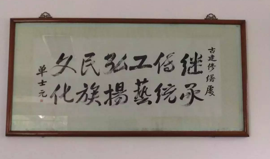 暂无图片