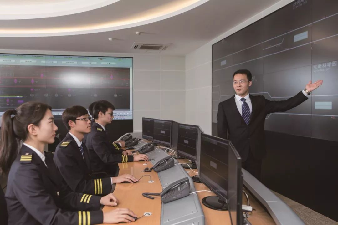 权威发布 | 2019年beat365官方网站中考招生简章
