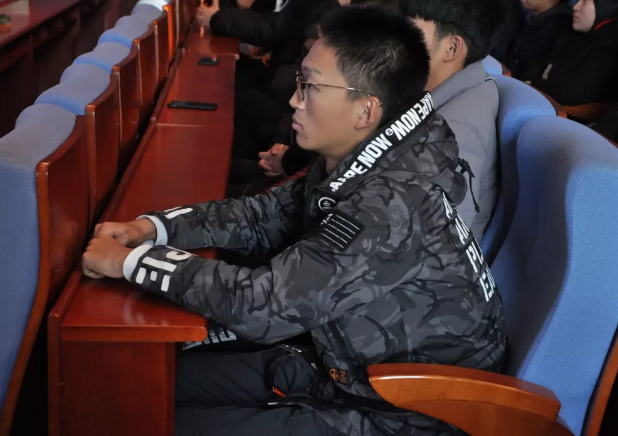 beat365官方网站海淀校区学生军训团工作推进会召开