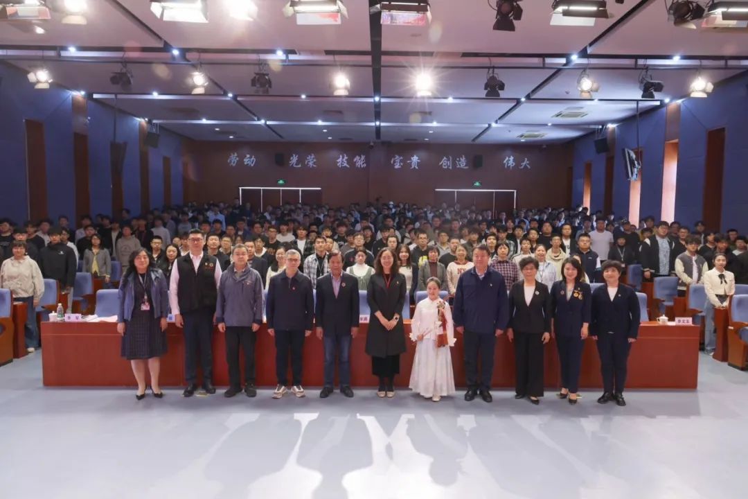 暂无图片